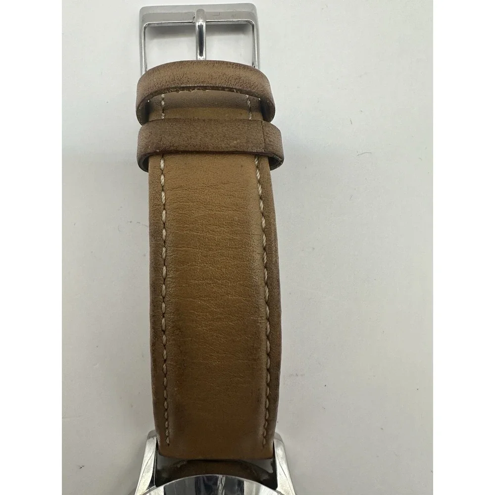 Guess Navy Blue Dial U0922G8 Brown Leather New Battery 39mm 8